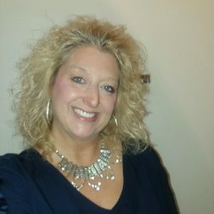 Meet your Posher, Shari